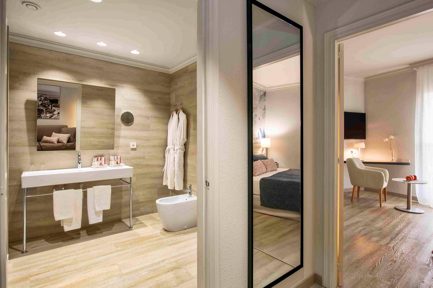 Salles-Malaga-Centro-Room-25