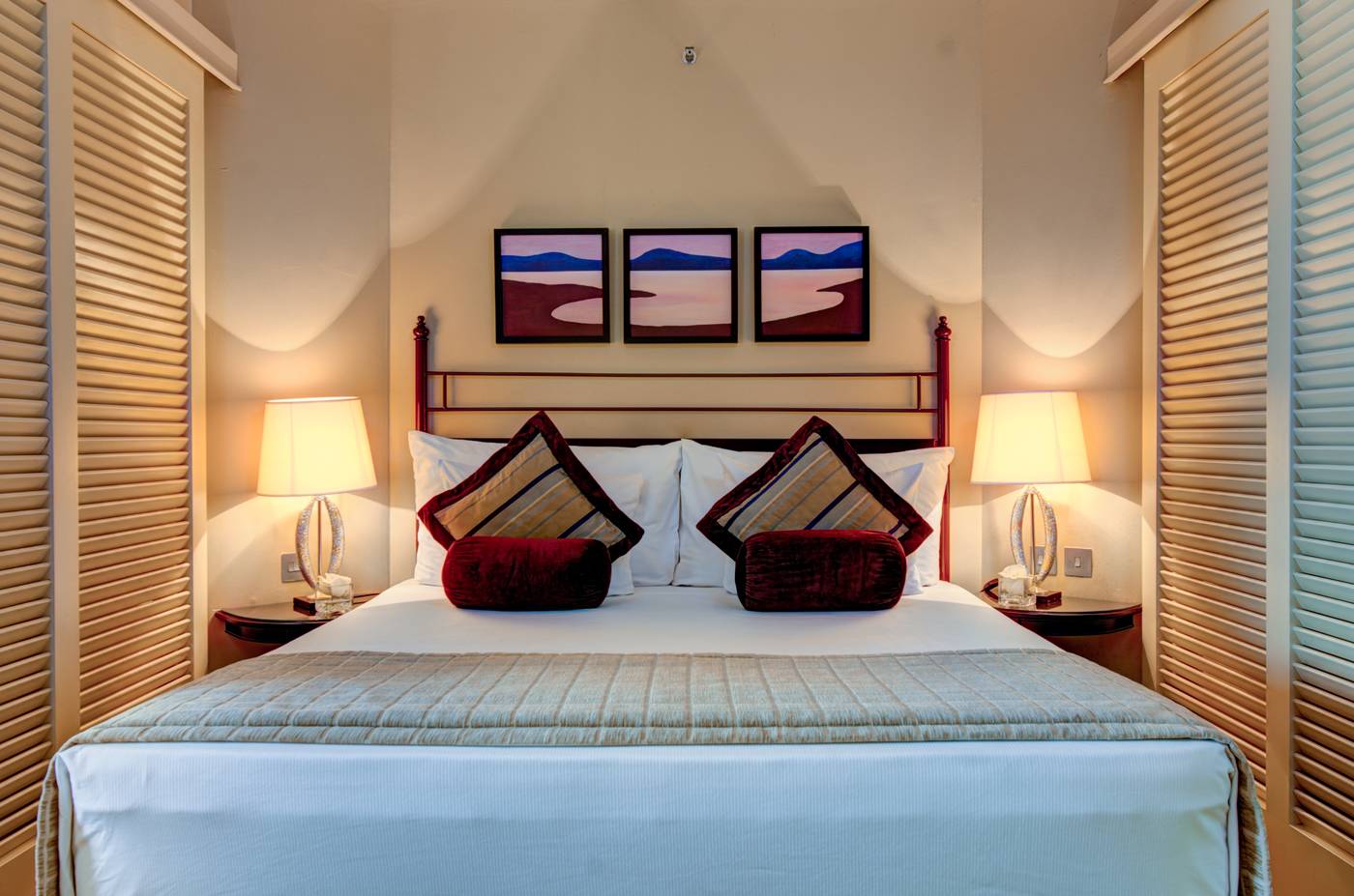 Corinthia-Hotel-St-George-s-Bay-Room-37