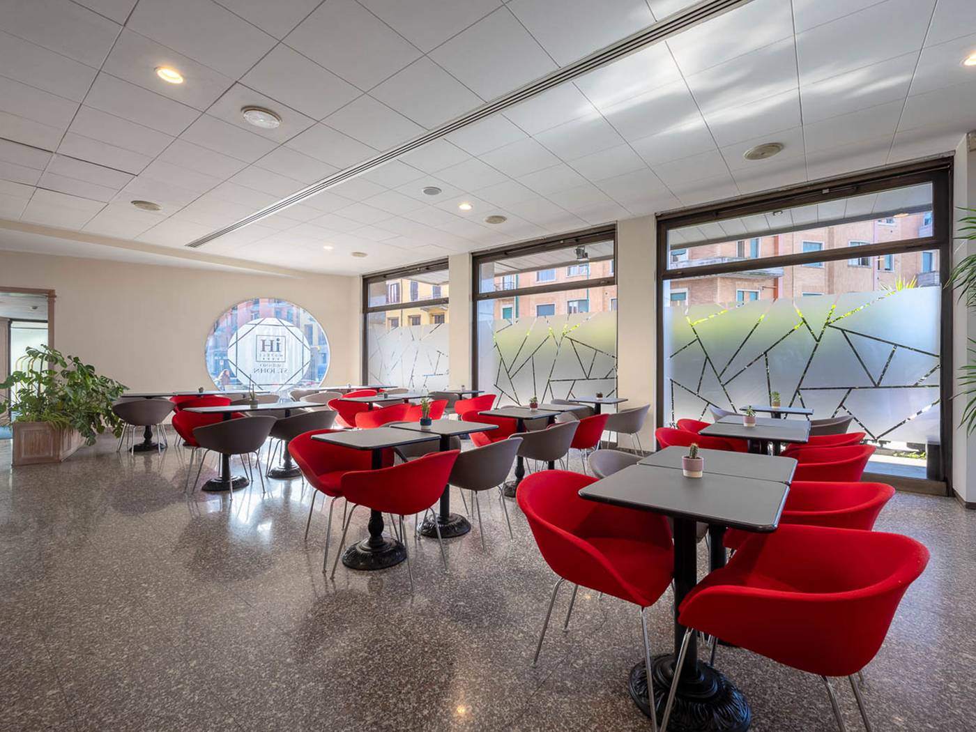 iH-Hotels-Milano-St--John-Restaurant-6