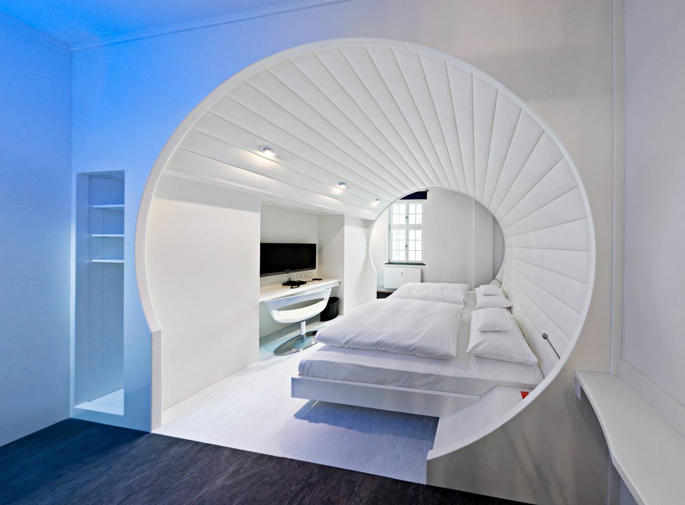 V8 Hotel Classic Motorworld Region Stuttgart-Germany-STUTTGART-Room-8