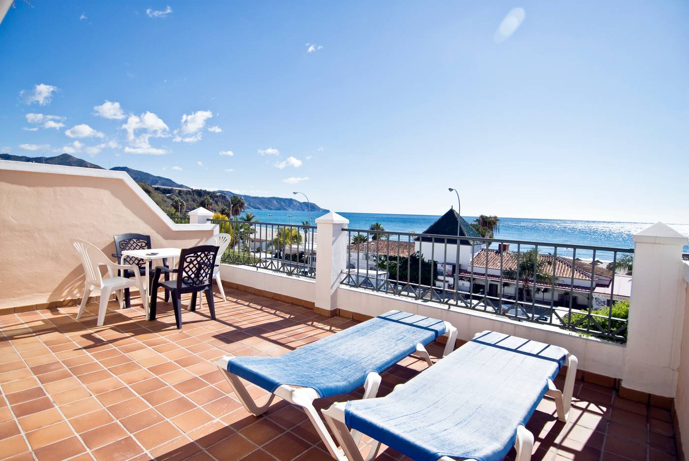 Apartamentos-HC-Burriana-Playa-Room-40