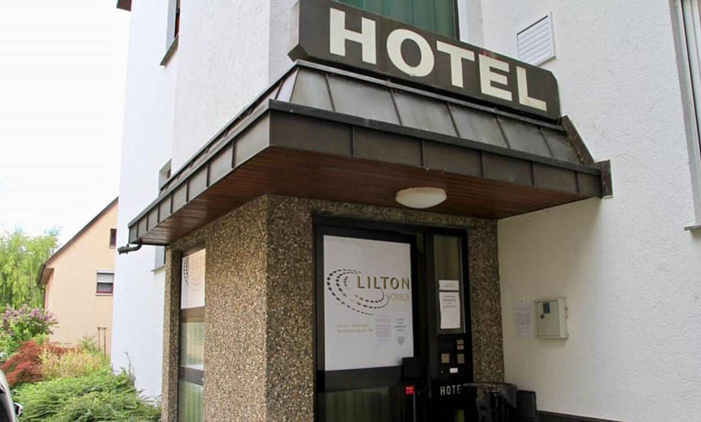 Lilton Hotel Zuffenhausen-Germany-Stuttgart-Lobby-3