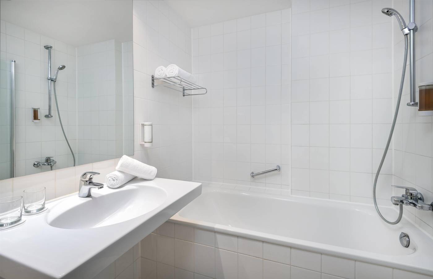 Wyndham-Garden-Potsdam-Room-16