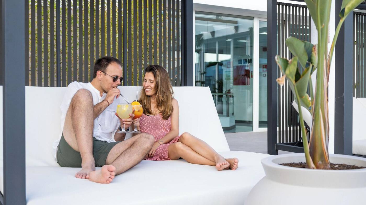 Port-Ciutadella-Pool-15