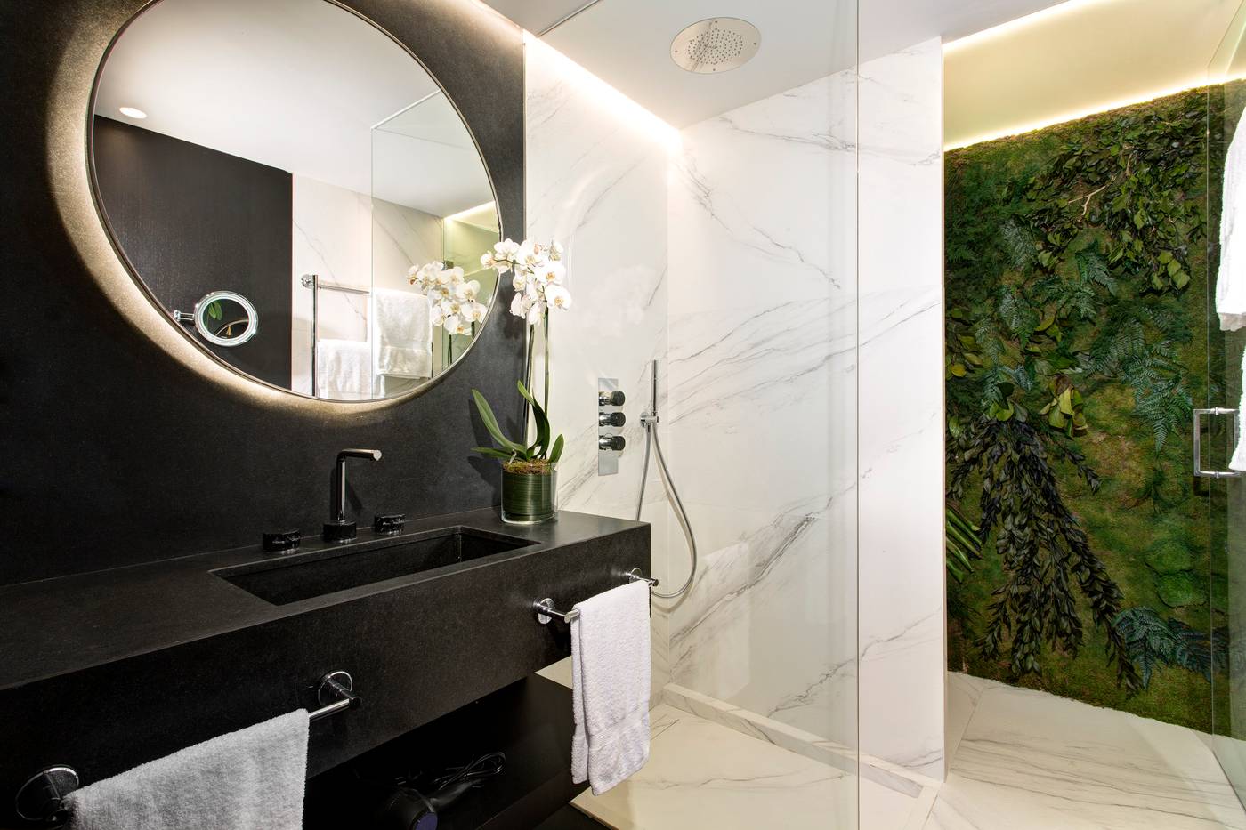 The-Pavilions-Madrid-Room-29