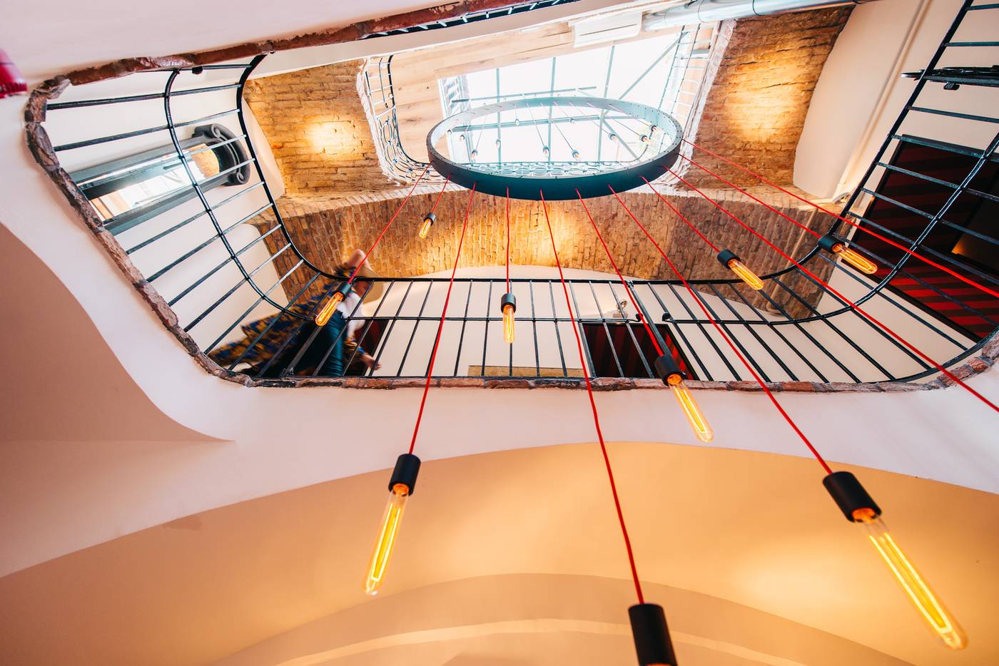 Pest-Buda-Hotel---Design---Boutique-Lobby-14