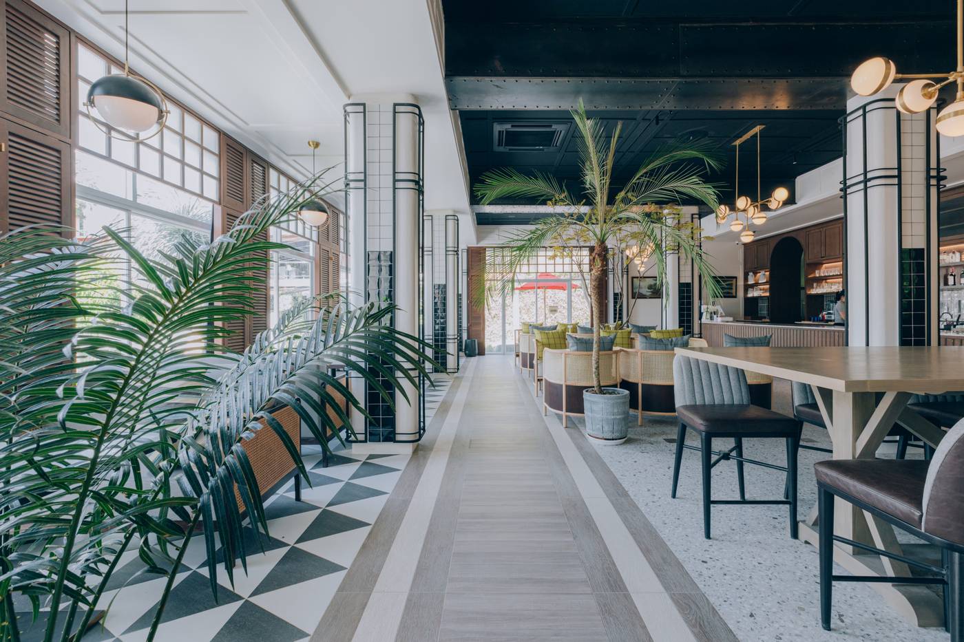 Sugar-Marina-Resort-NAUTICAL-Kata-Beach-Restaurant-28