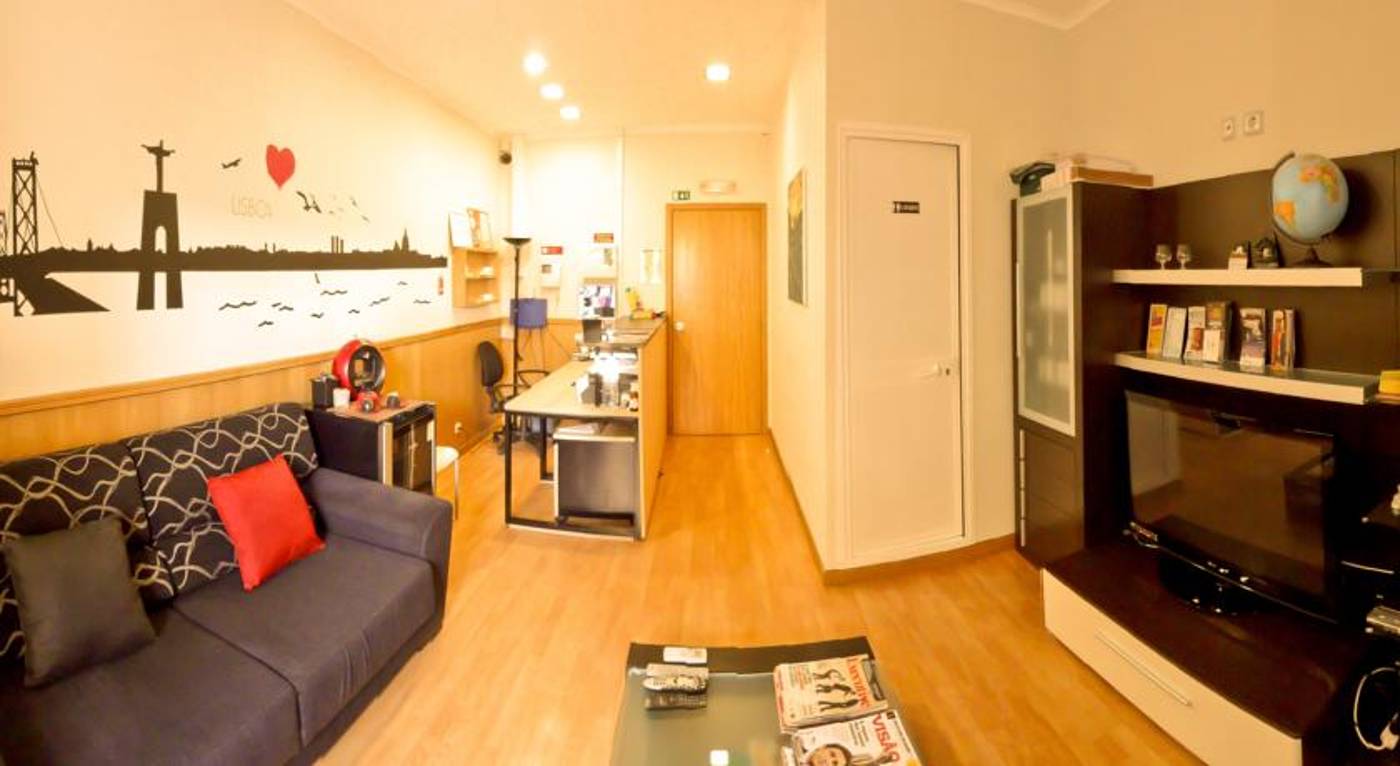 Vila-Nova-Guesthouse-Room-14