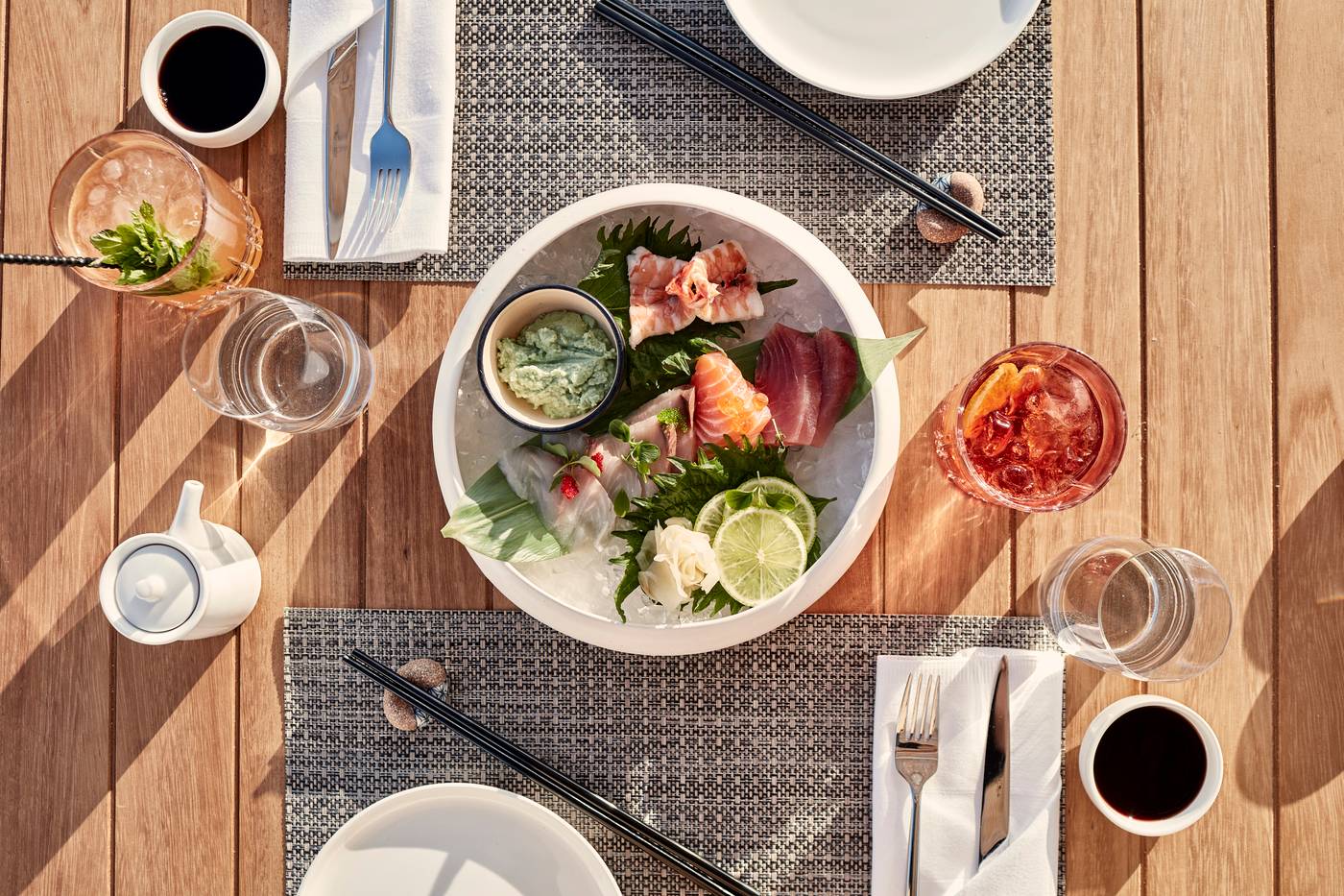 Katikies-Mykonos---The-Leading-Hotels-Of-The-World-Restaurant-18