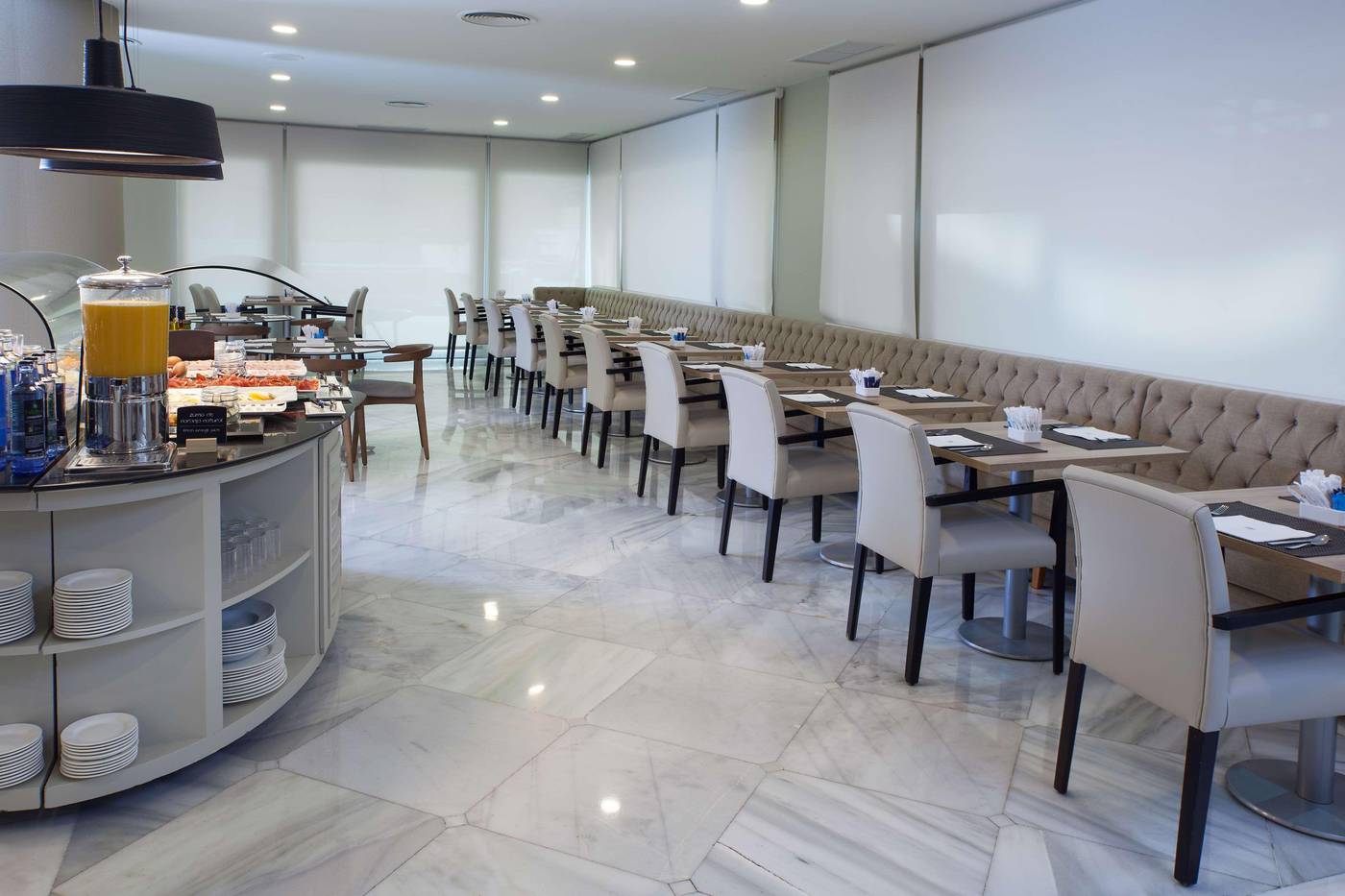 NH-Madrid-Barajas-Airport-Restaurant-15