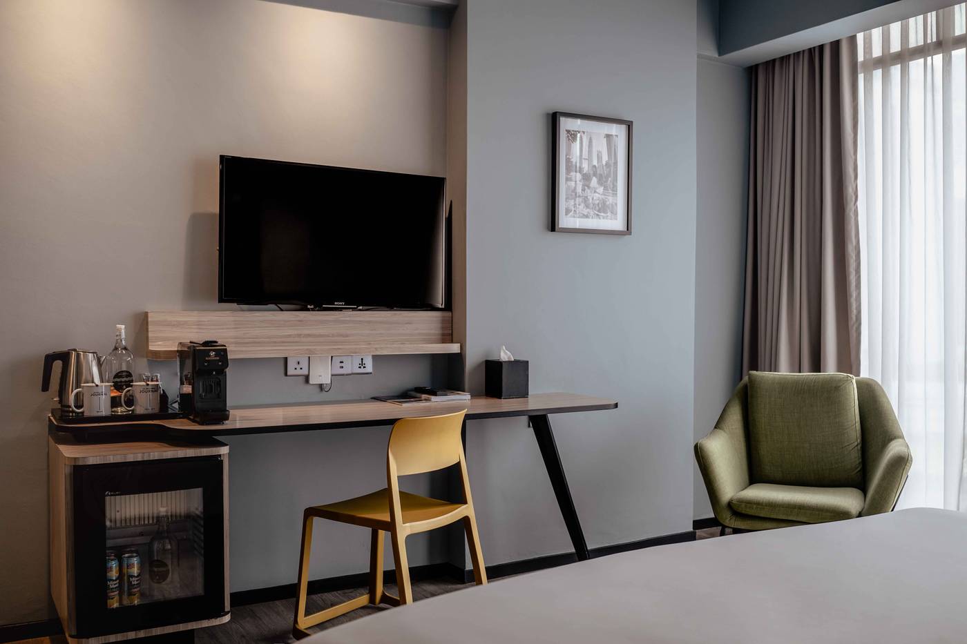 The Kuala Lumpur Journal-Malaysia-KUALA LUMPUR-Room-6