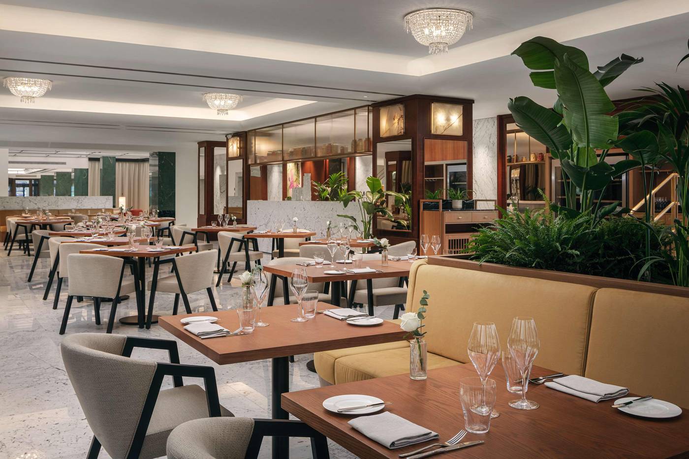 Almanac-X-Alcron-Prague-Restaurant-49