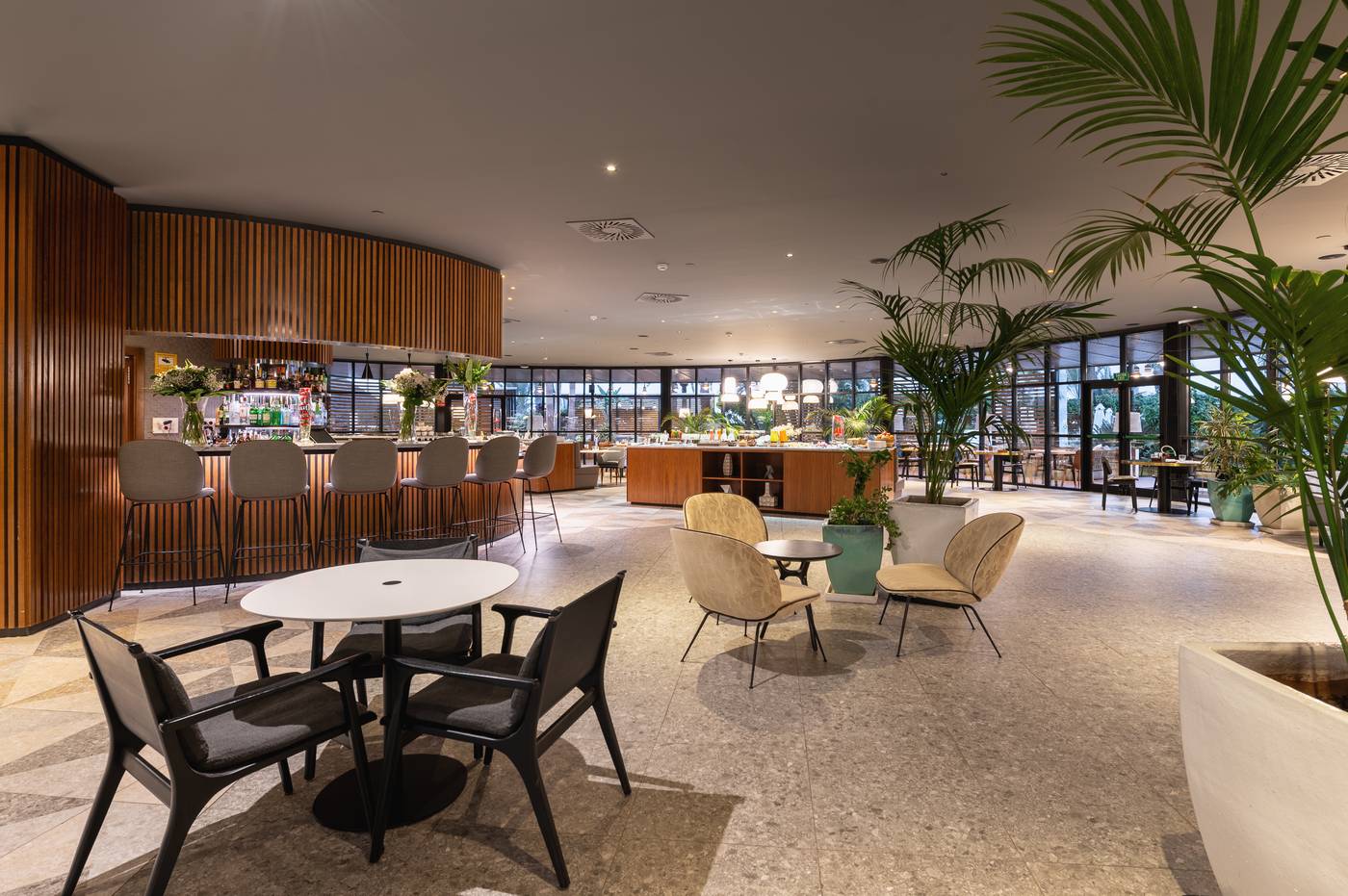 Hotel-Sir-Anthony-Bar-29