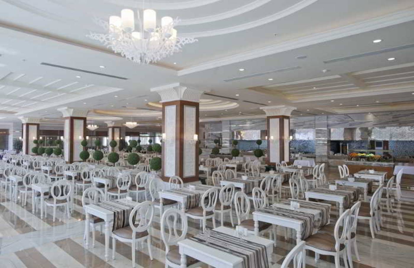 Diamond-Excellence-Resort---Spa-Restaurant-52