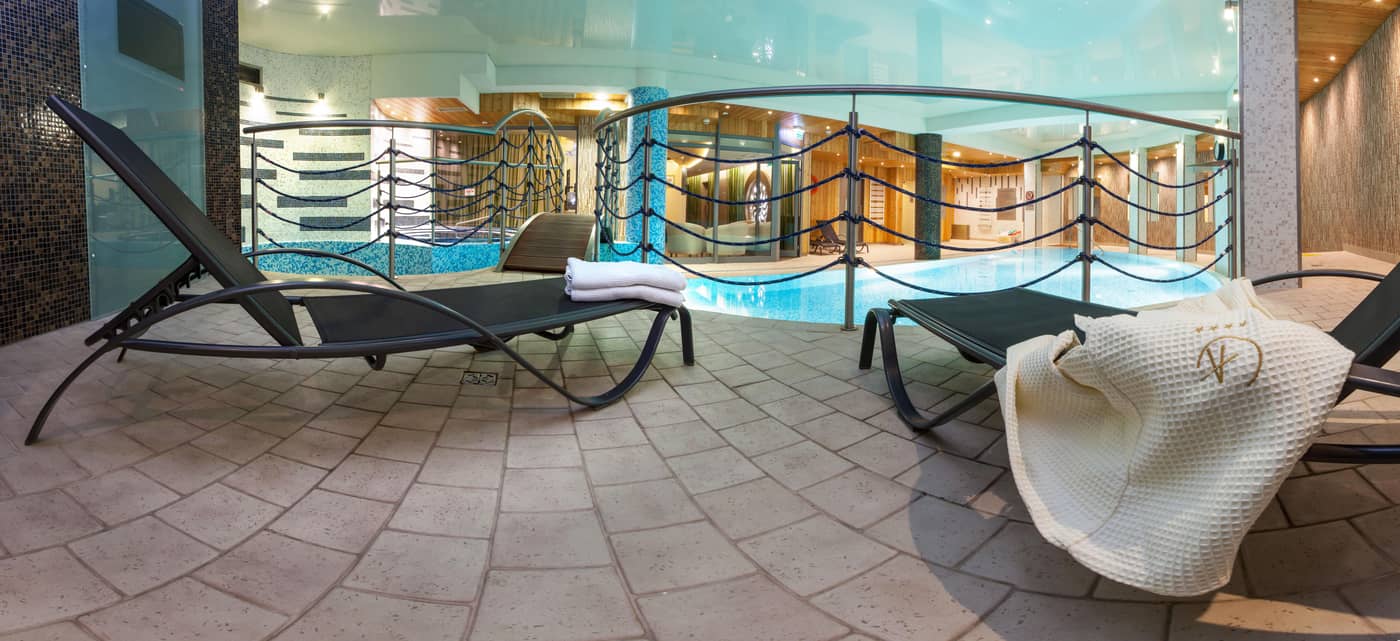 Galaxy-Hotel-Pool-47