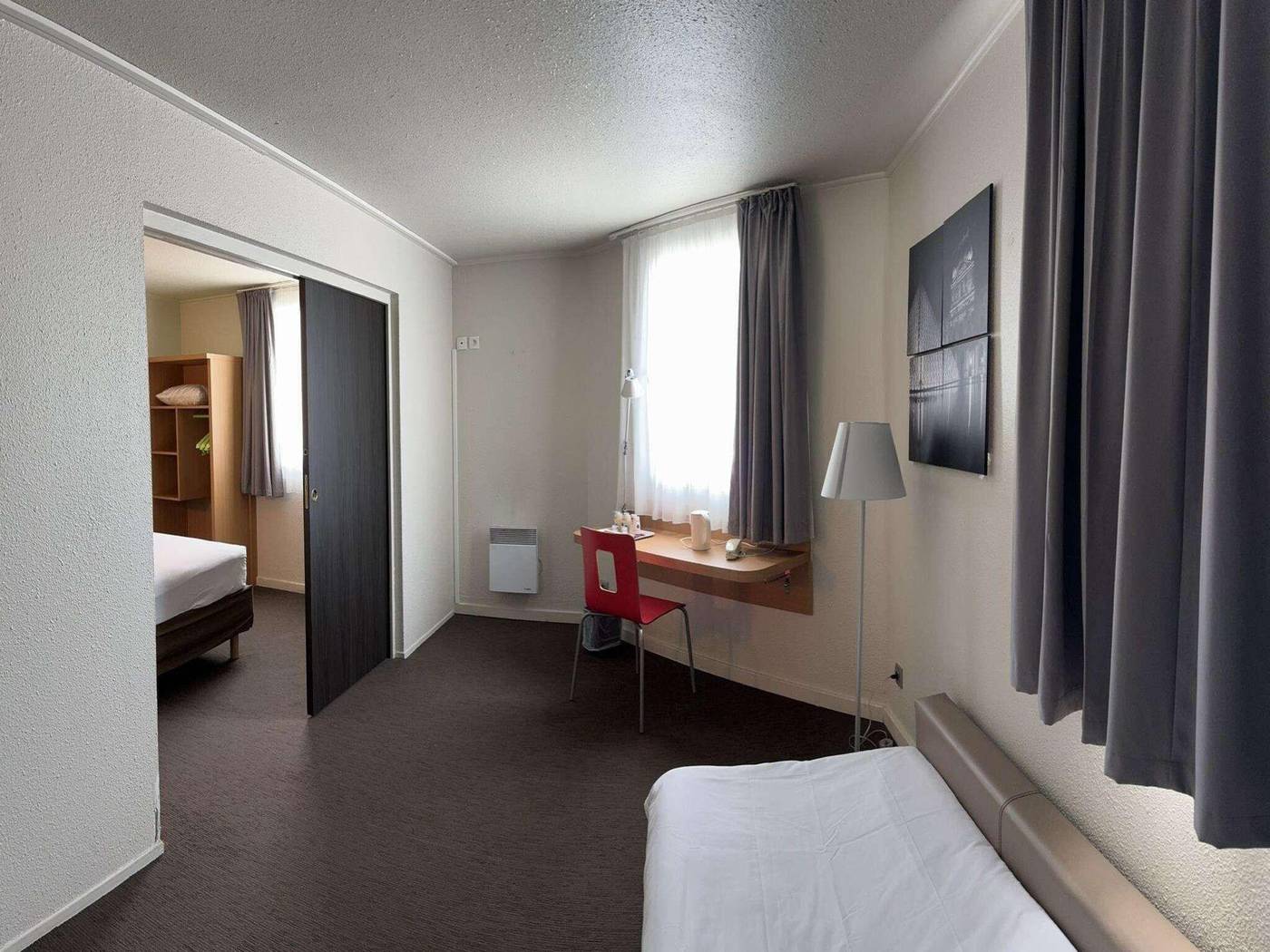 Campanile-Paris-Ouest---Pont-de-Suresnes-Room-42