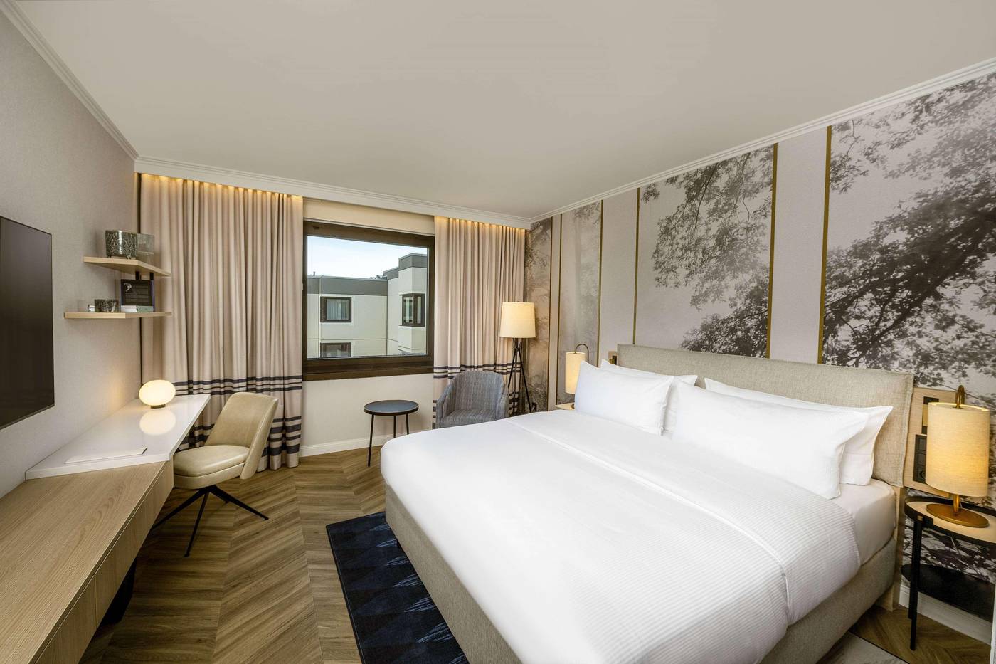 DoubleTree-by-Hilton-Berlin-Ku-damm-Room-11