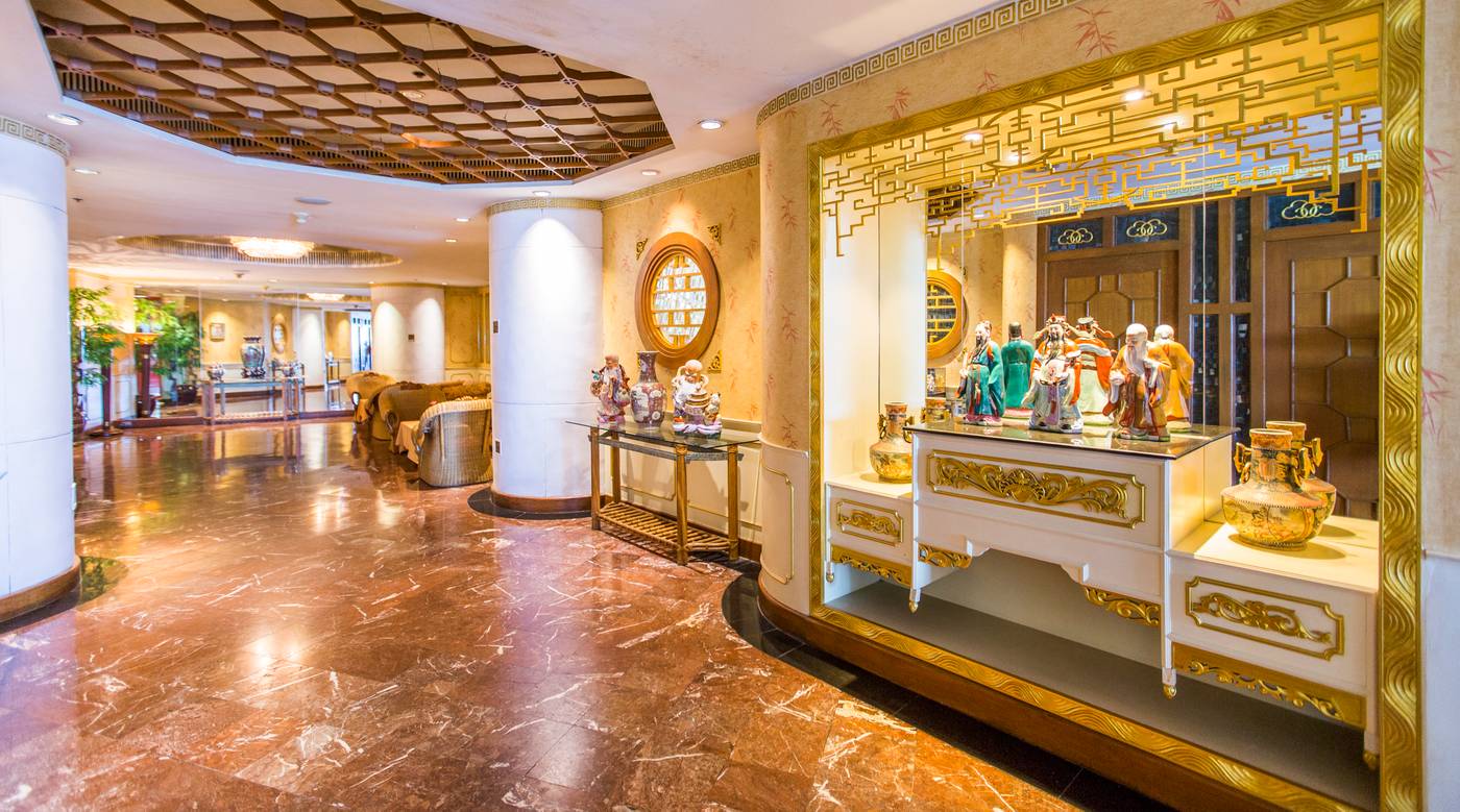 Montien-Riverside-Bangkok-Hotel-Restaurant-14