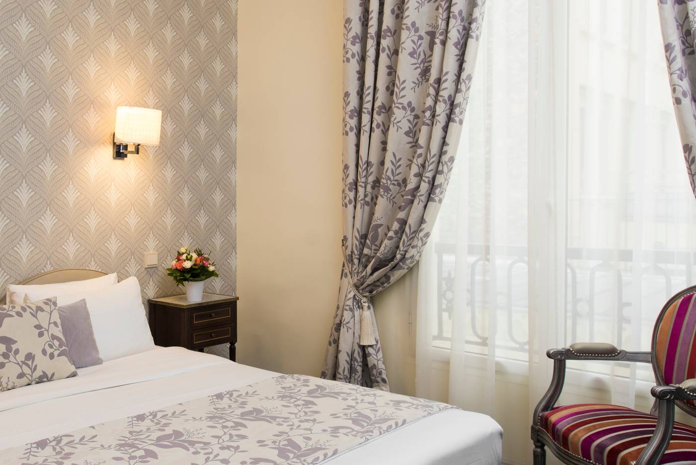 Hotel-Saint-Petersbourg-Opera---Spa-Room-38