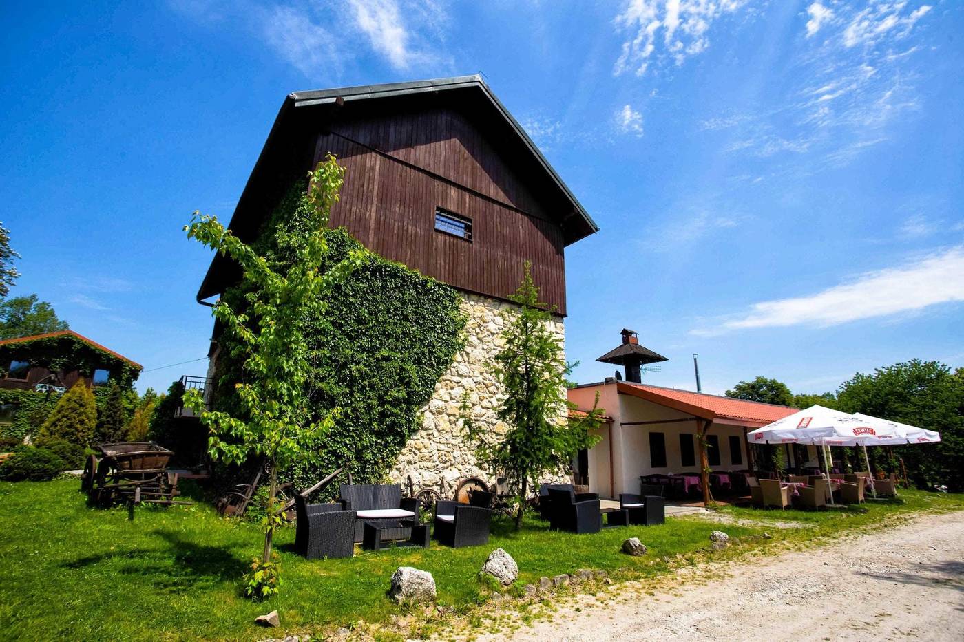 Dwor-w-Tomaszowicach-Restaurant-54