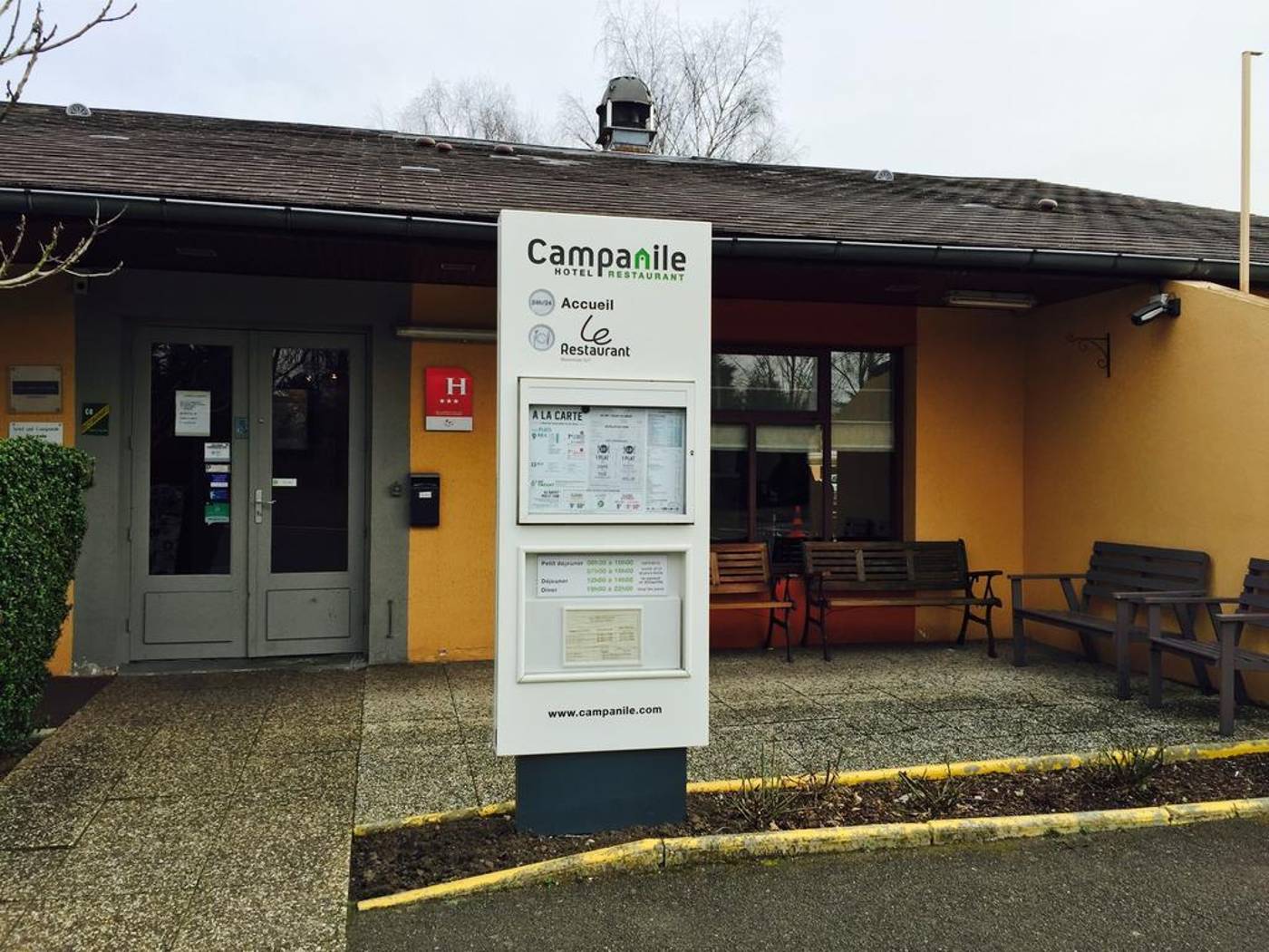 Kyriad-Sannois---Ermont-General-view-9