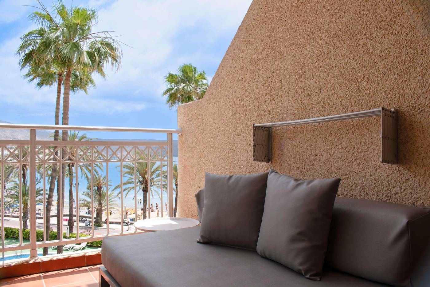 Coral-Compostela-Beach-Room-12