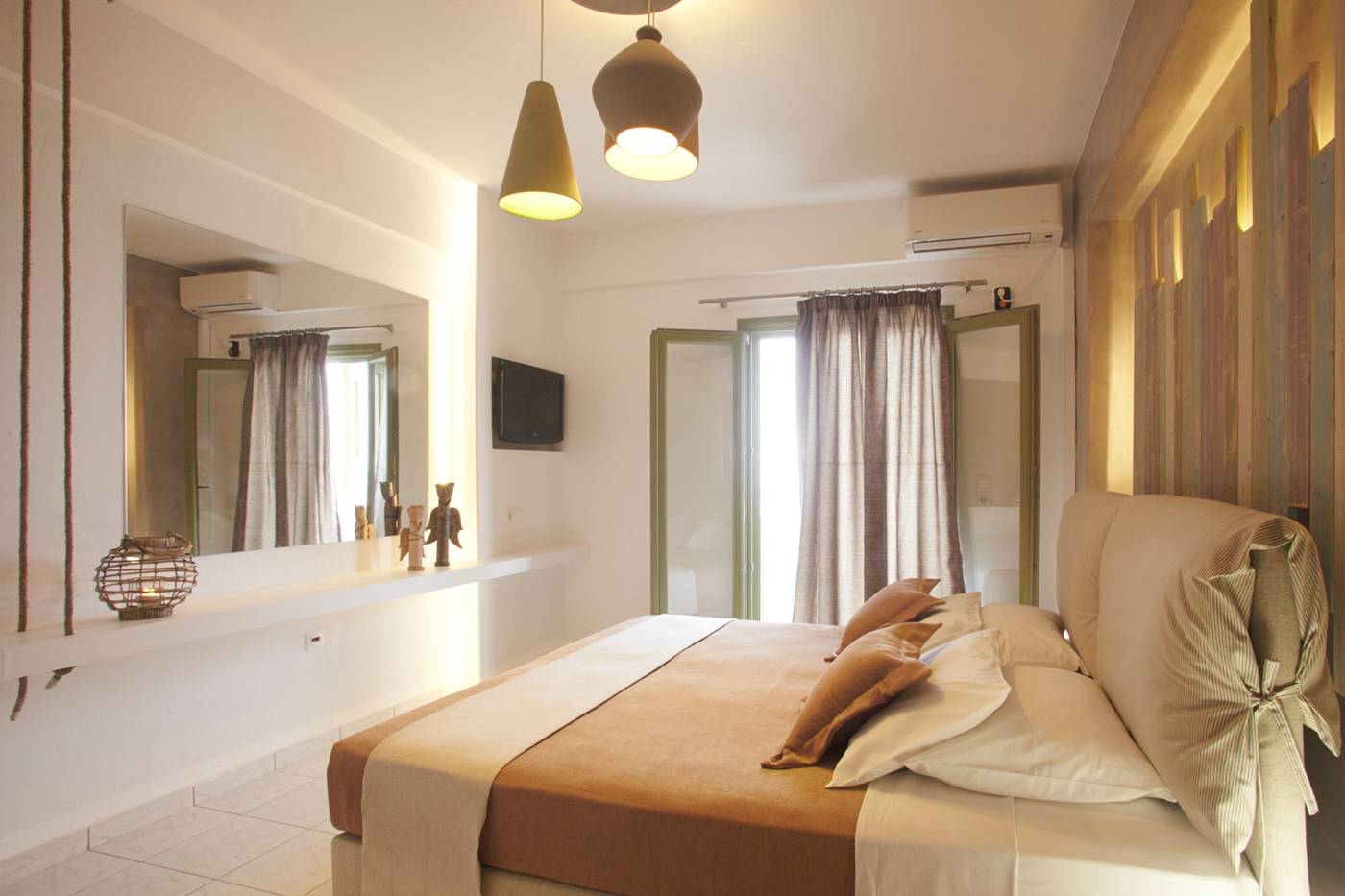 Studios-Marios-Room-19