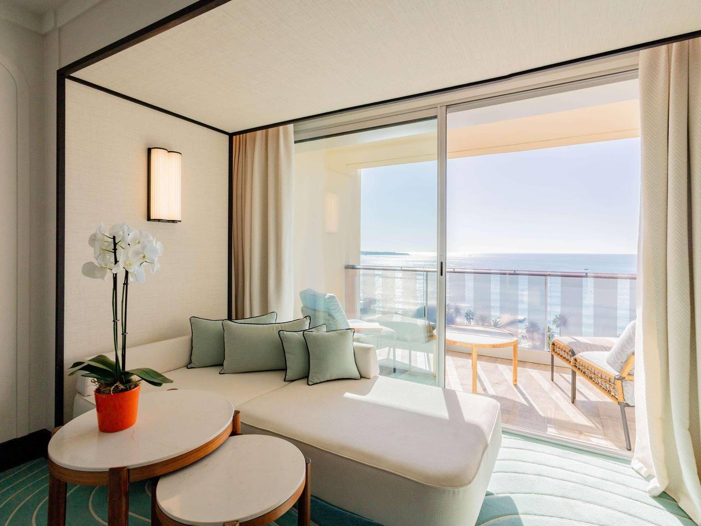 Le-Grand-Hotel-Room-32