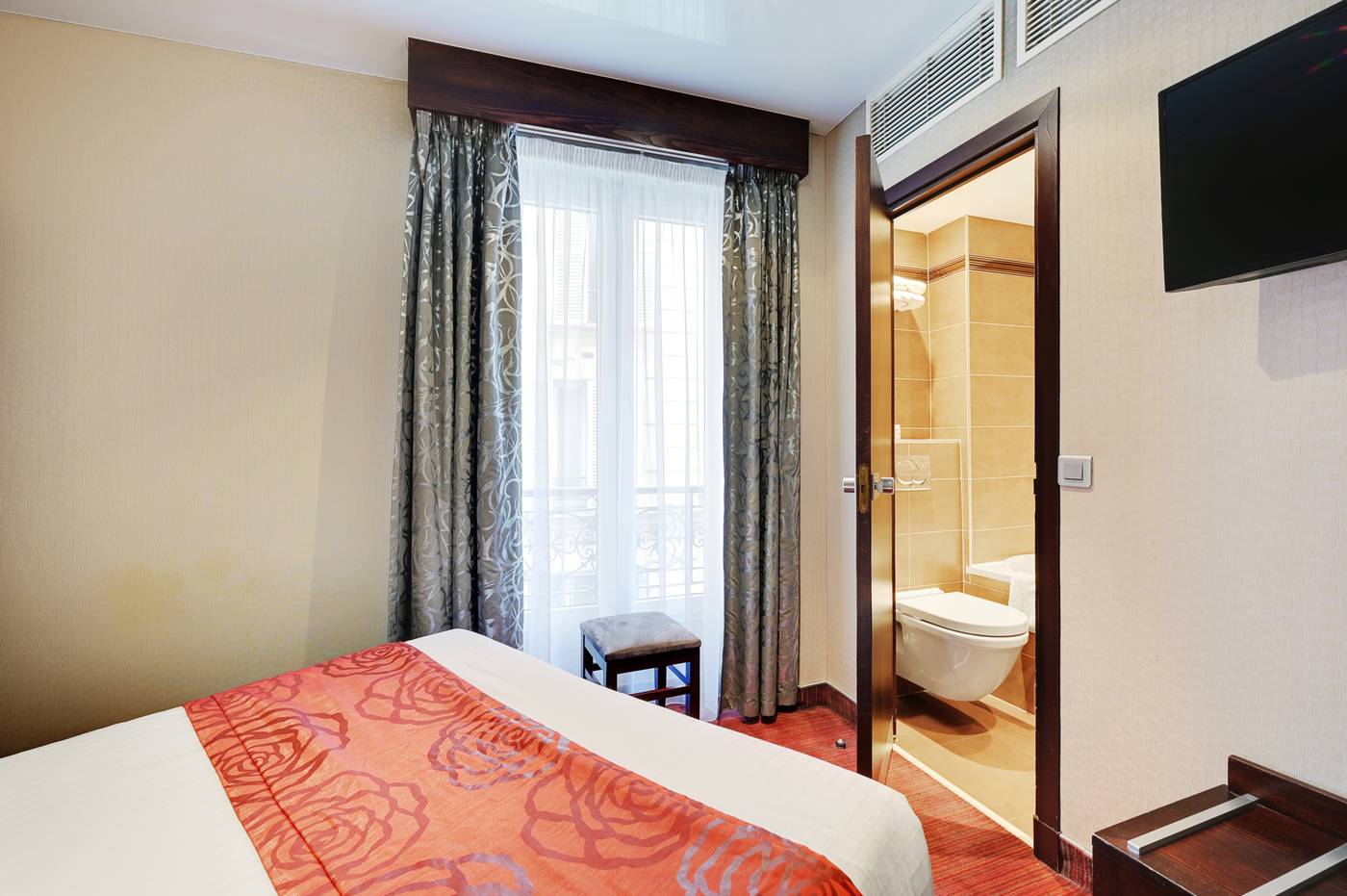 Grand-Hotel-Francais-Room-47