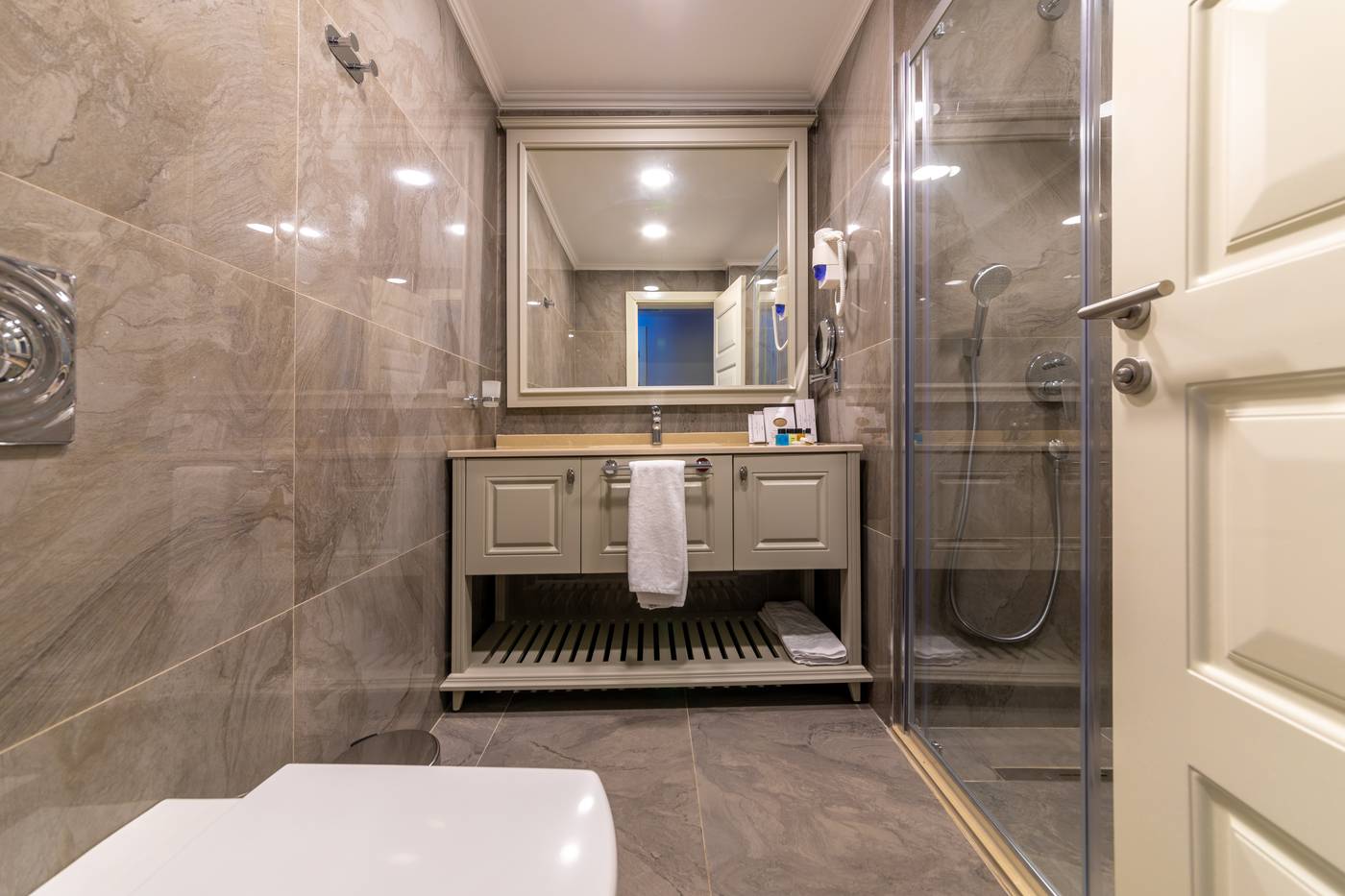 Grand-Yazici-Club-Turban-Thermal-Hotel-Room-51