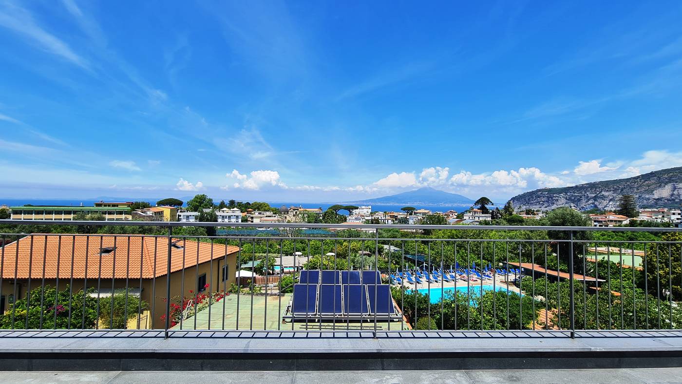 Il-Roseto-Resort-Room-46