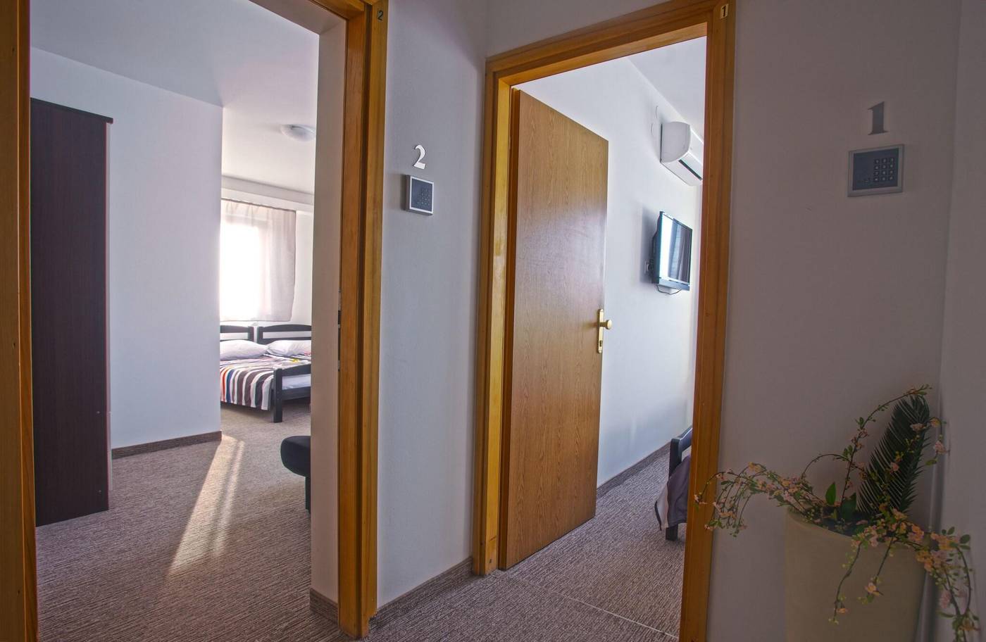 London Rooms Zagreb Airport-Croatia-VELIKA GORICA-Lobby-8