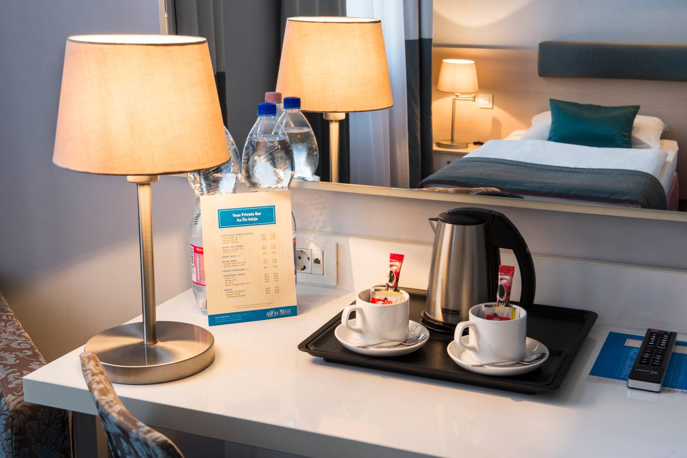 Atrium-Fashion-Hotel-Room-9