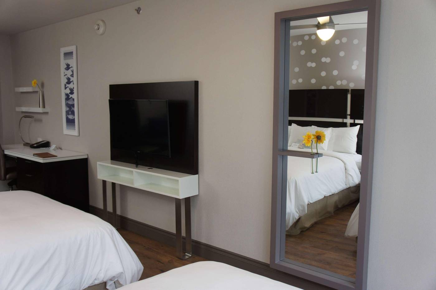 Homewood-Suites-by-Hilton-New-York-Midtown-Manhatt-Room-35