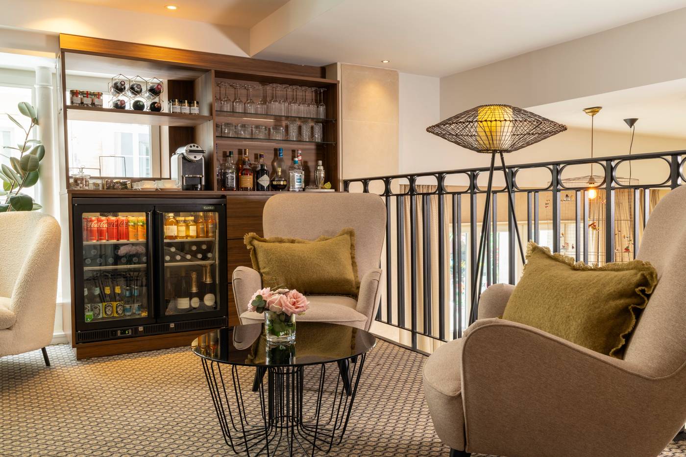 Hotel-Le-Pradey-Bar-12