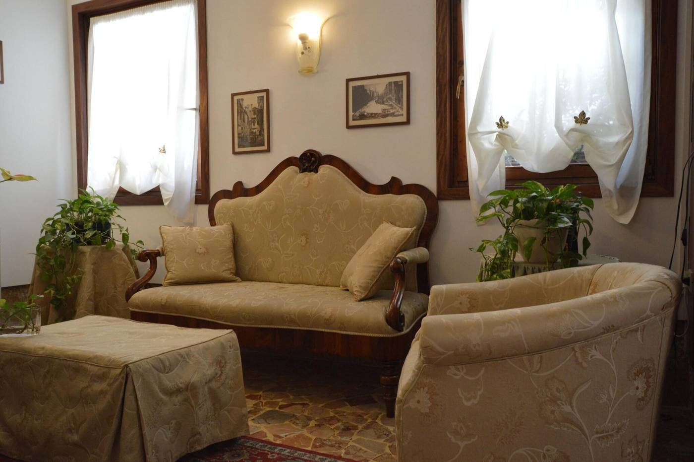 Albergo-Marin-Lobby-11