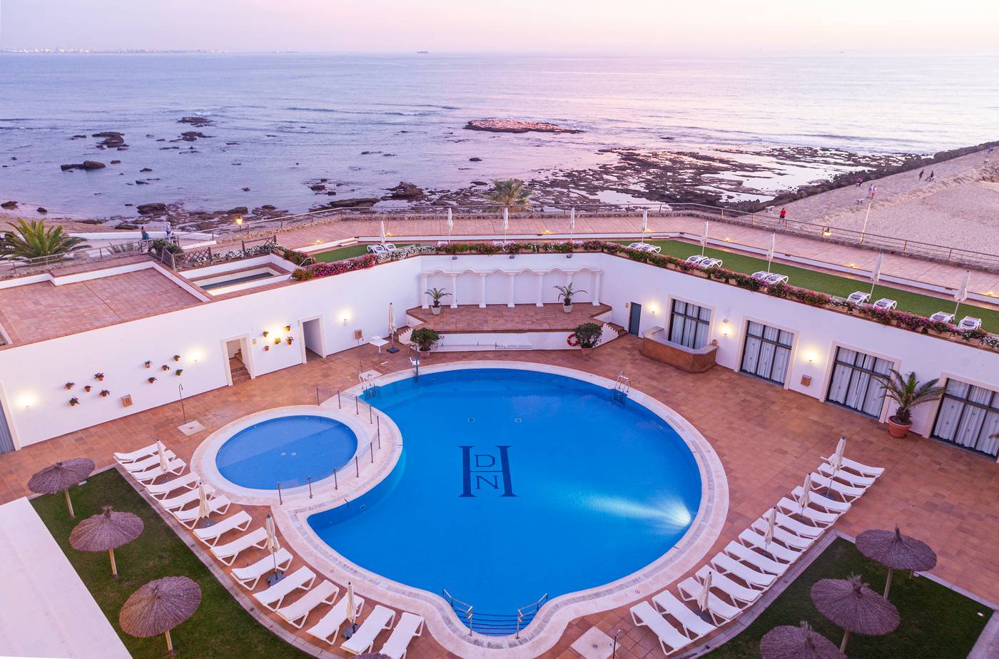 Duque-de-Najera-Pool-3