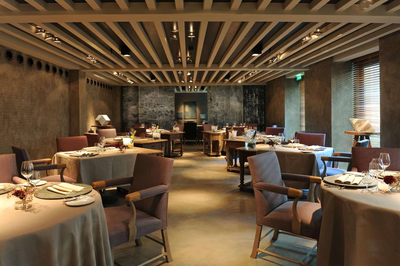 Hotel-Bayerischer-Hof-Munich-Restaurant-51