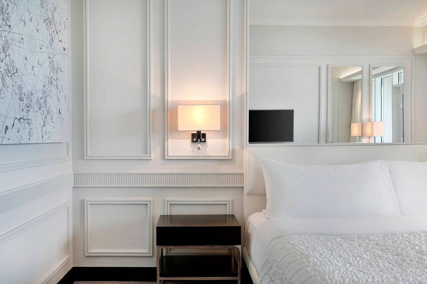 Le-Meridien-Mina-Seyahi-Beach-Resort---Marina-Room-43