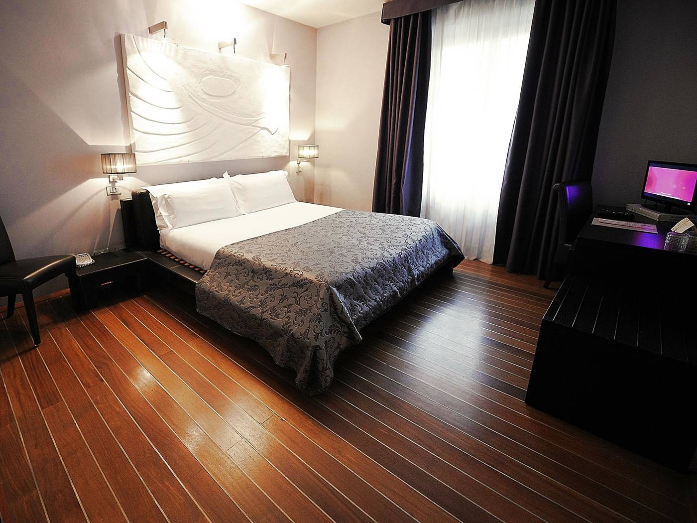 Borghese-Palace-Art-Hotel-Room-19