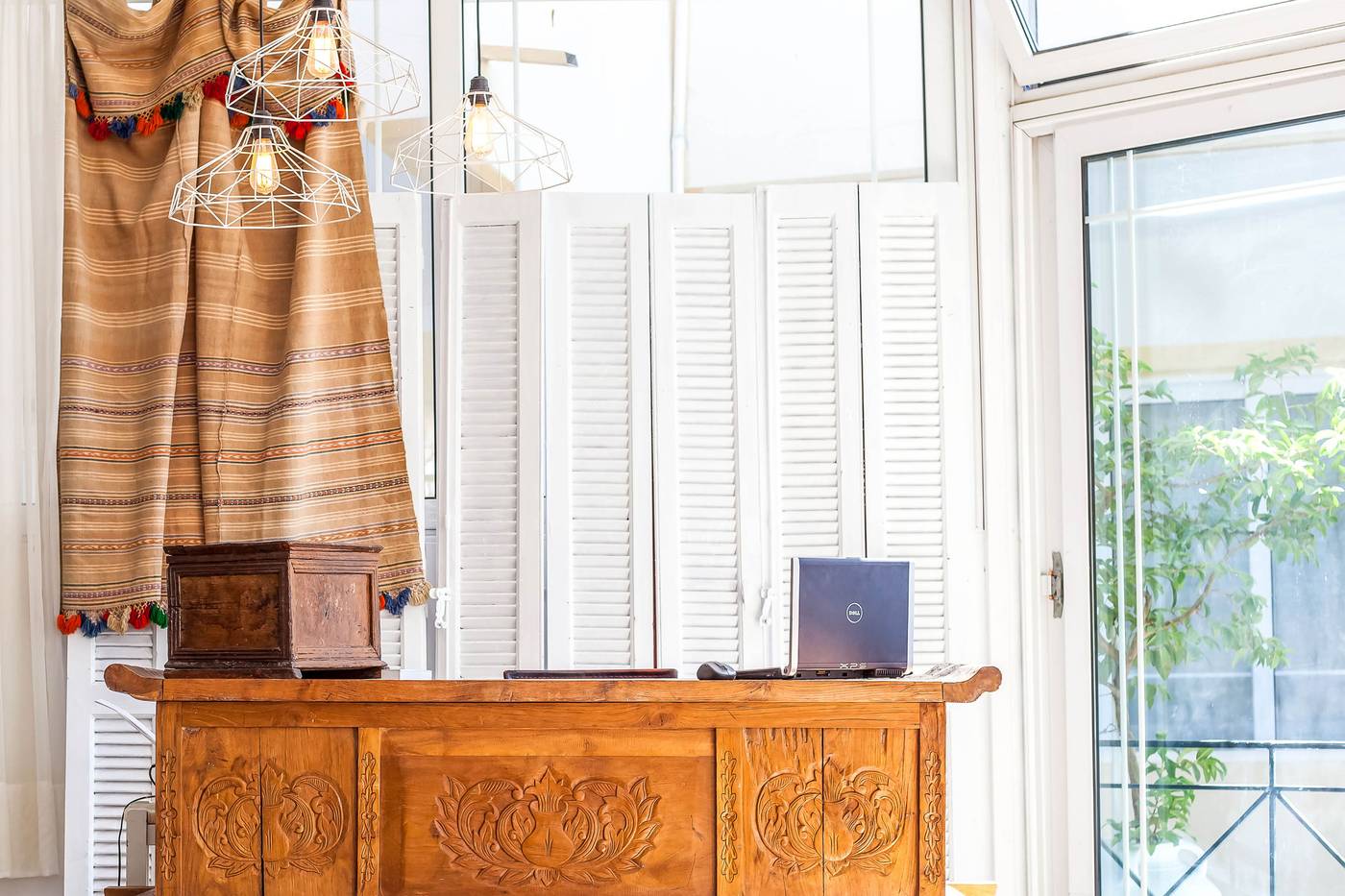 Kiras-Studios-General-view-22