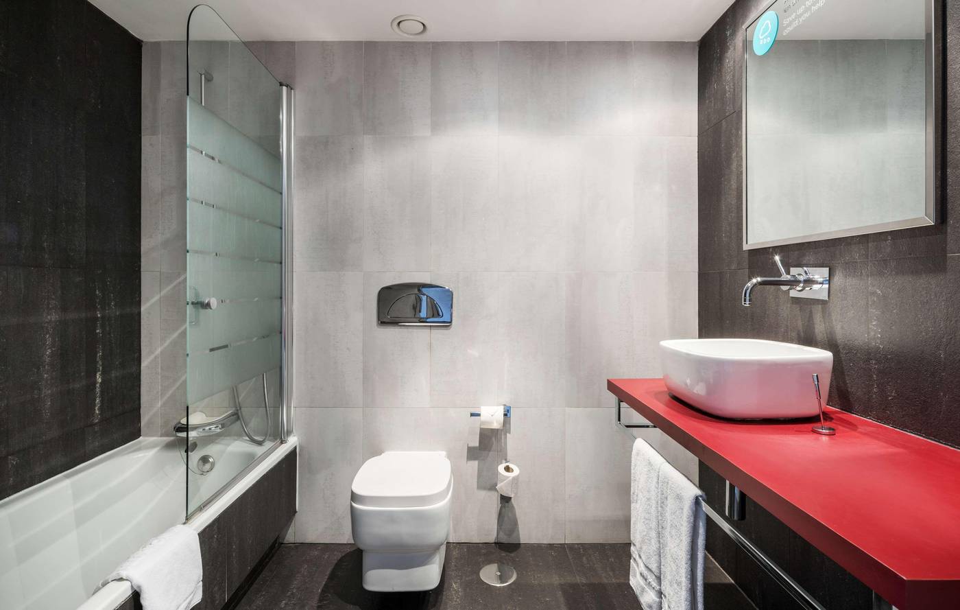 Ilunion-Suites-Madrid-----Room-31