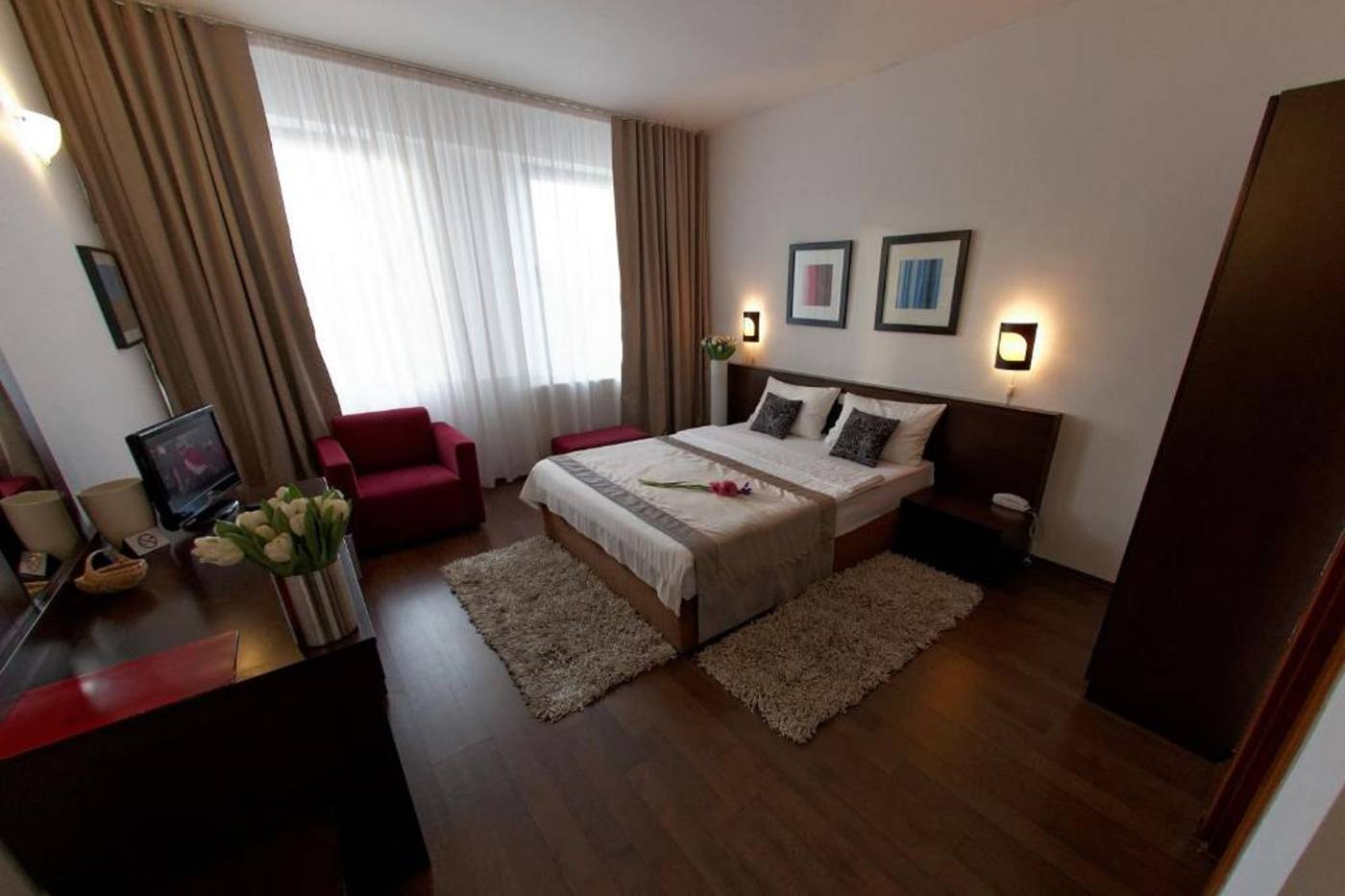 Unique Bucharest - Romania - BUCHAREST - Room - 6