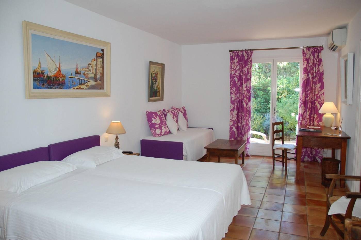 La-Ferme-D-Augustin-Room-46