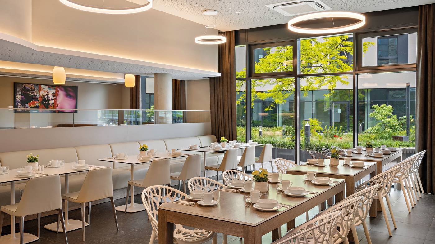 Hey-Lou-Hotel-Monheim-am-Rhein-Restaurant-11