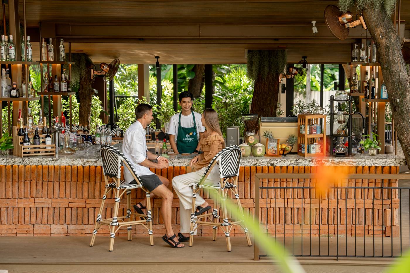 Avista-Resort---Spa-Bar-18