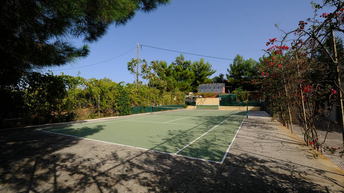 Karavados-Beach-Sports-and-Entertainment-38