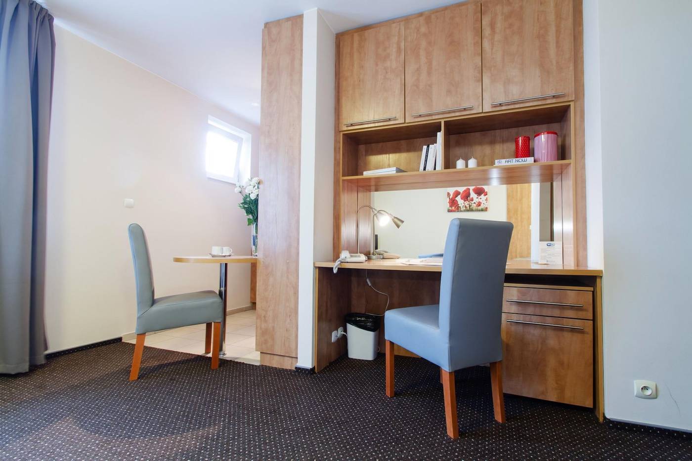 Warsaw---Apartments-Apartamenty-Sadyba-Room-11