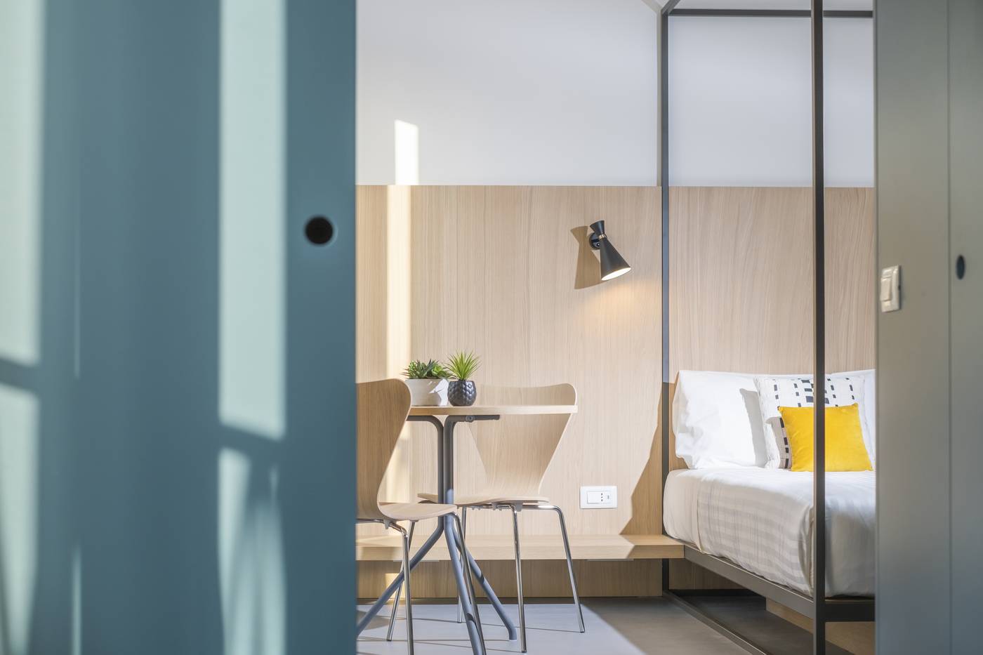 Camplus-Hotel-Roma-Centro-Room-14