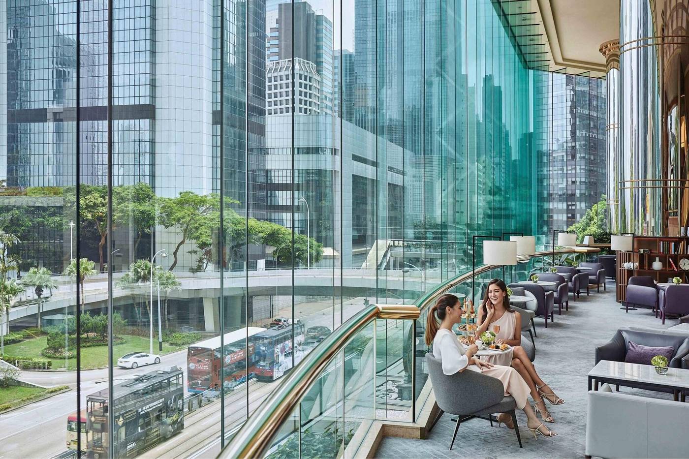 Jw-Marriott-Hotel-Hong-Kong-Lobby-14